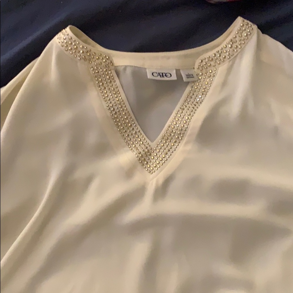White shirt with beads mid V-neck with beige top